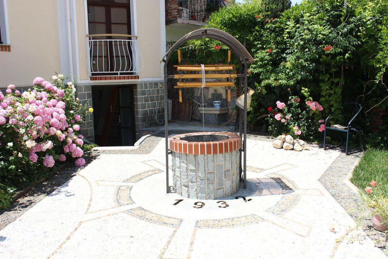Vila Topciu Pogradec Esterno foto