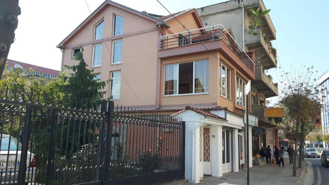 Vila Topciu Pogradec Esterno foto